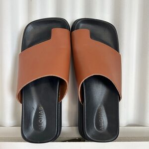 Aloha’s Sandals !!BRAND NEW!!